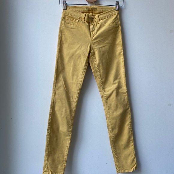 J BRAND - SKINNY LEG 811 MID RISE SOFT DENIM - Picture 2 of 7